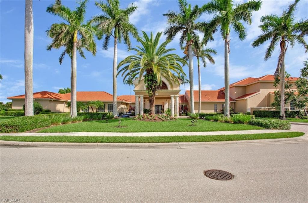 6605 Huntington Lakes Cir 103, Naples, FL 34119-28