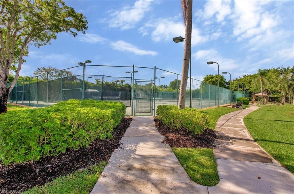 6605 Huntington Lakes Cir 103, Naples, FL 34119-30