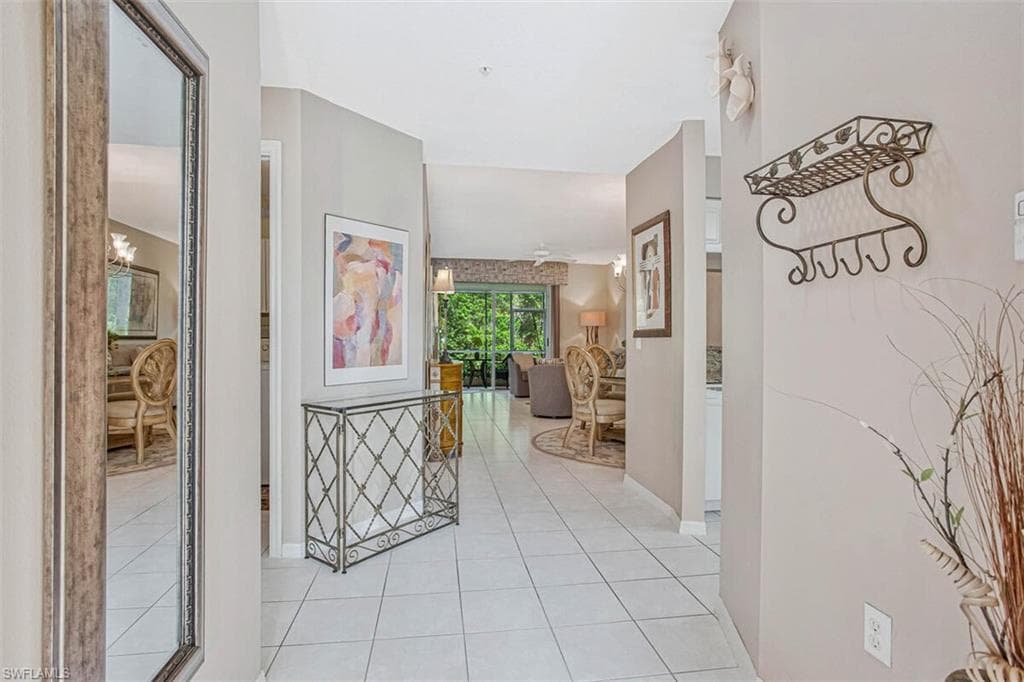 6605 Huntington Lakes Cir 103, Naples, FL 34119-5