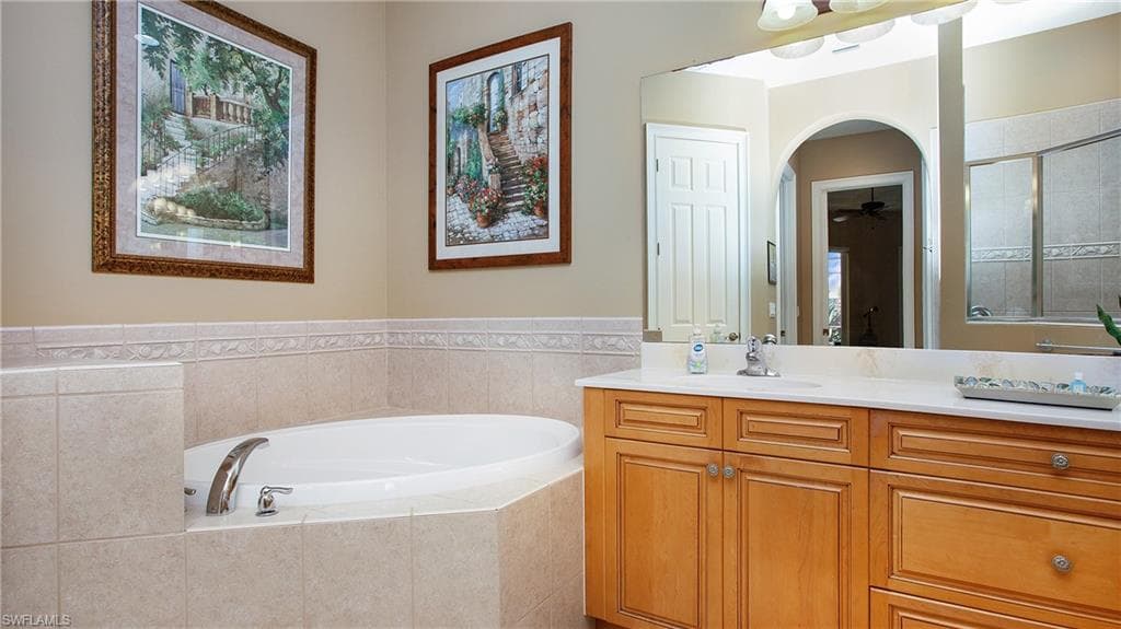 20029 Saraceno Dr, Estero, FL 33928-21