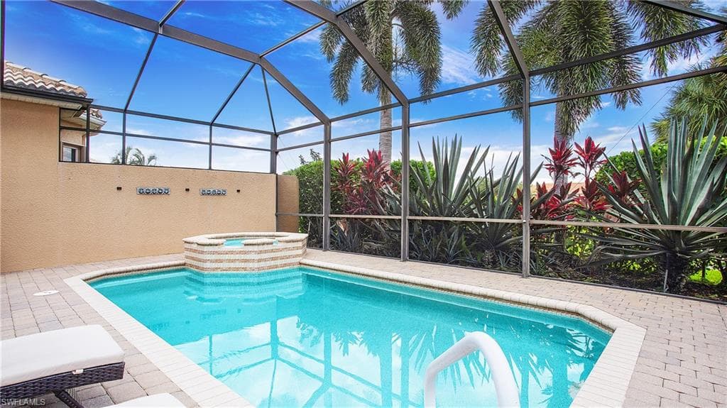 20029 Saraceno Dr, Estero, FL 33928-34