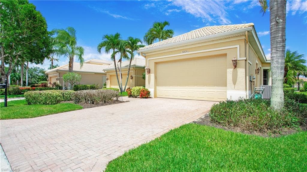 20029 Saraceno Dr, Estero, FL 33928-5