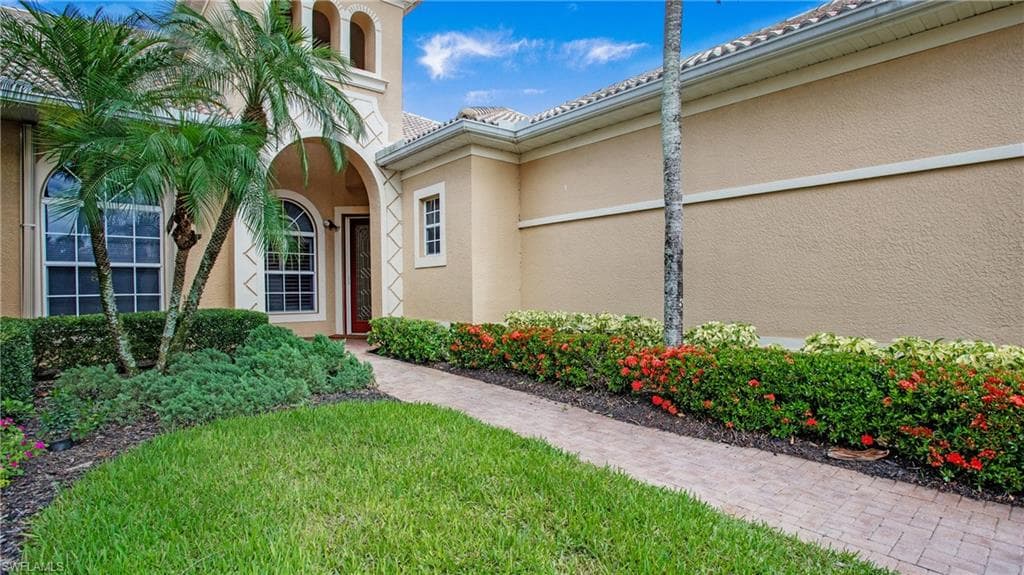 20029 Saraceno Dr, Estero, FL 33928-6