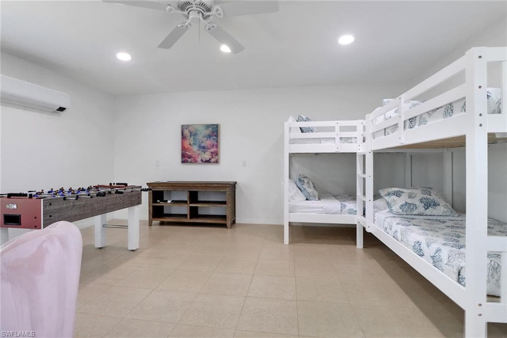 205 Sand Hill St, Marco Island, FL 34145-29