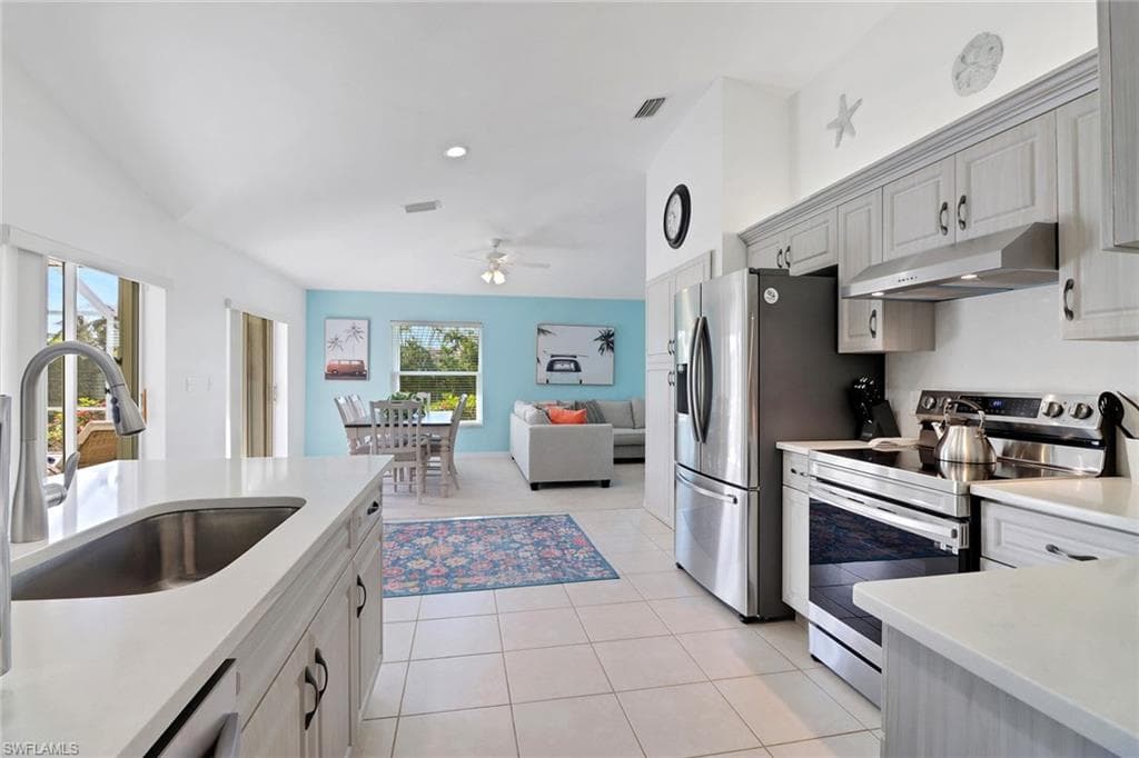205 Sand Hill St, Marco Island, FL 34145-30