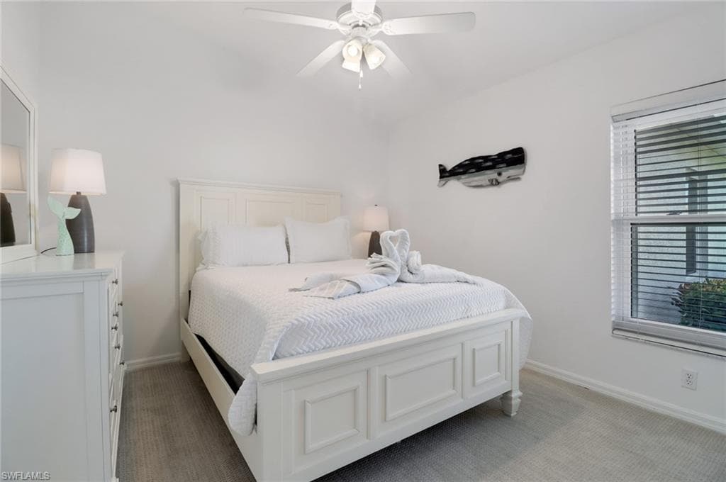 205 Sand Hill St, Marco Island, FL 34145-32