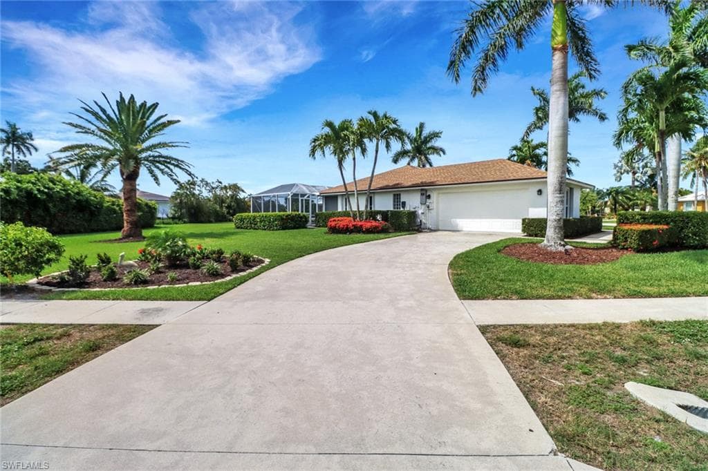 205 Sand Hill St, Marco Island, FL 34145-37