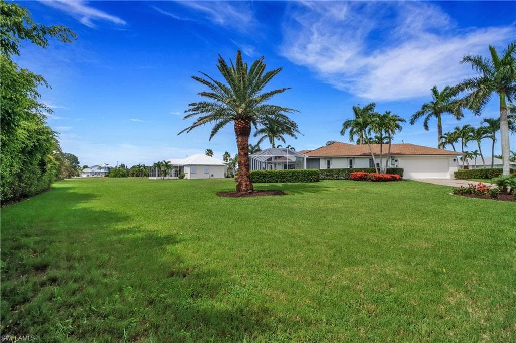 205 Sand Hill St, Marco Island, FL 34145-39