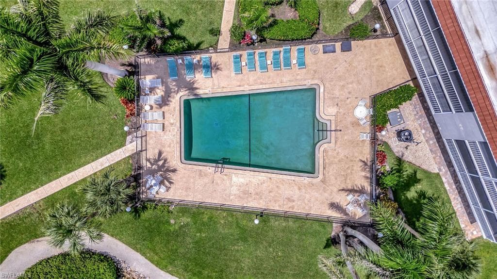 1666 Osprey Ave 106, Naples, FL 34102-22