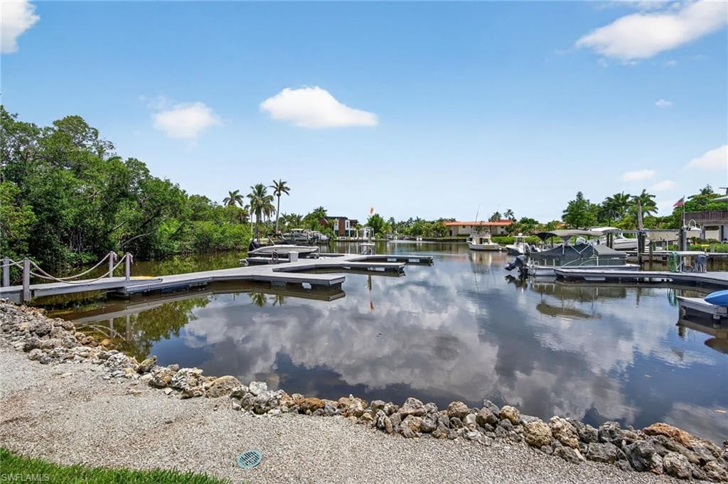 1666 Osprey Ave 106, Naples, FL 34102-25