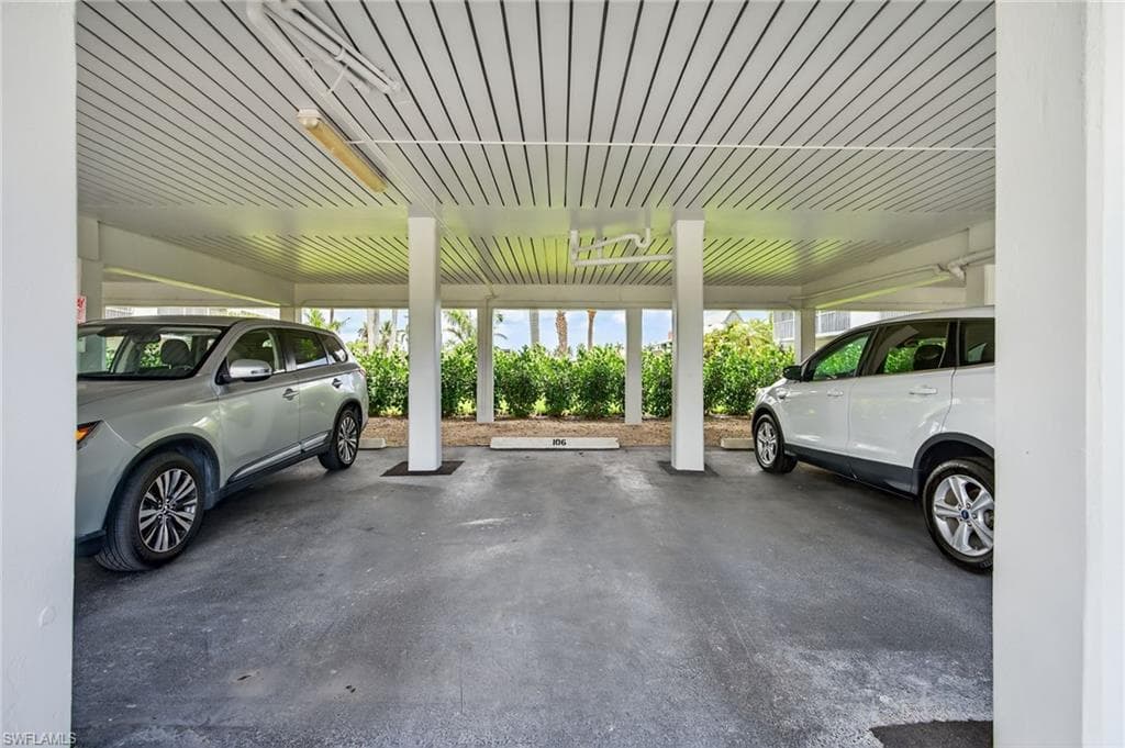 1666 Osprey Ave 106, Naples, FL 34102-32