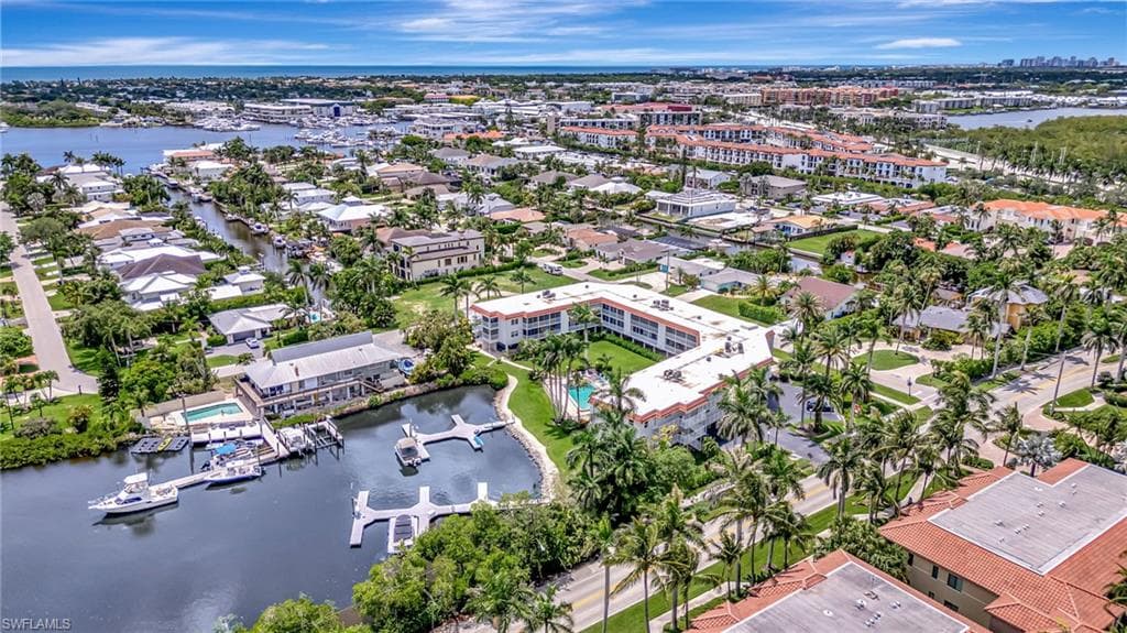 1666 Osprey Ave 106, Naples, FL 34102-3