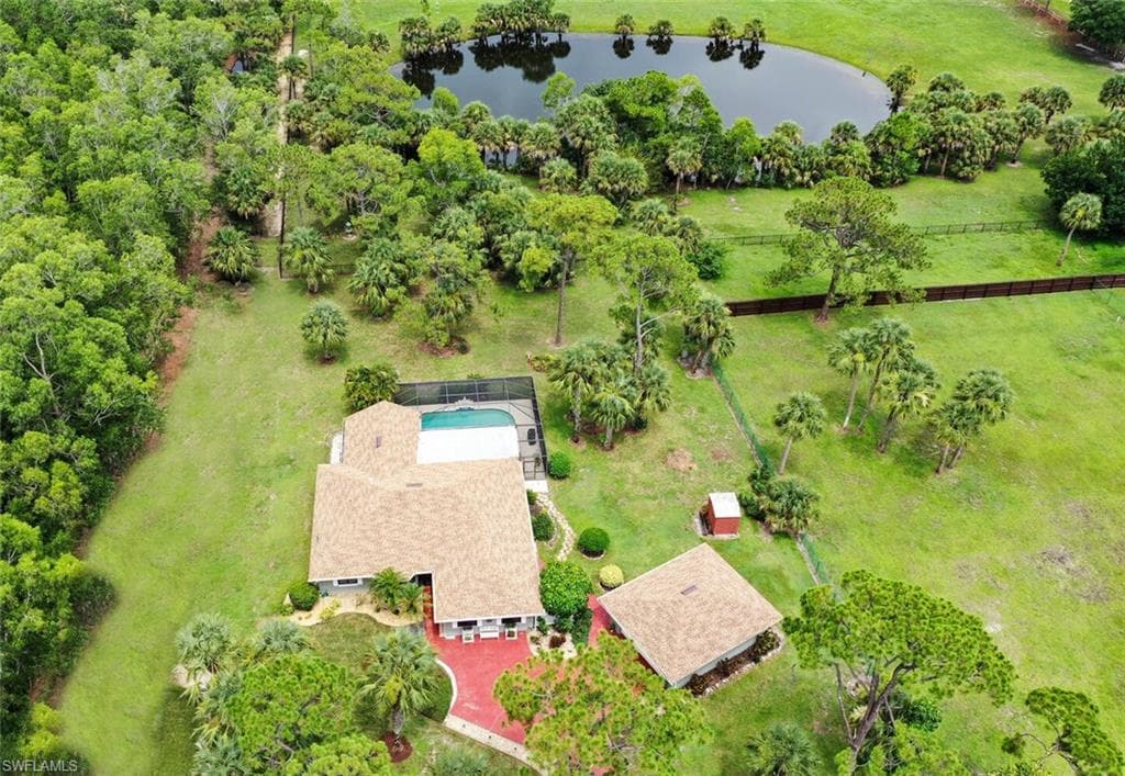 761 Pine Vale Dr, Naples, FL 34104-2