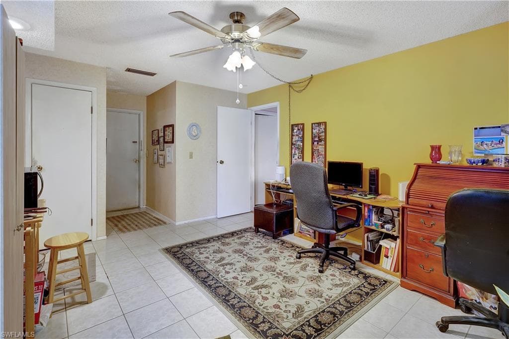 908 21st Ter, Cape Coral, FL 33990-17