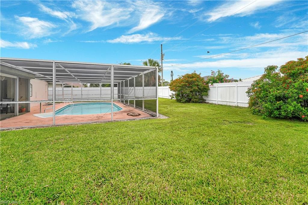 908 21st Ter, Cape Coral, FL 33990-34