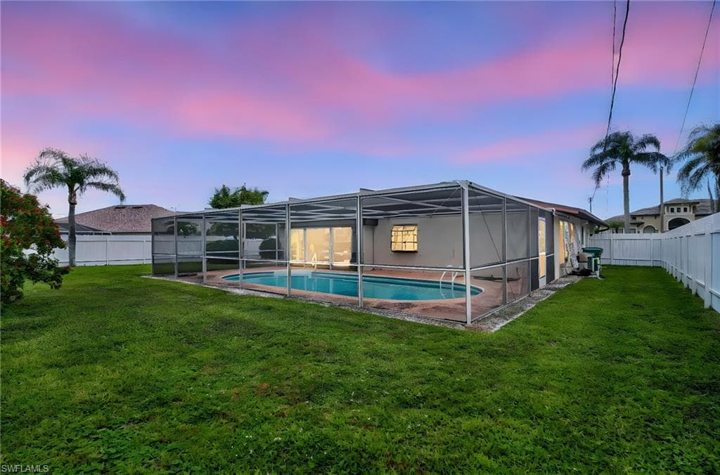 908 21st Ter, Cape Coral, FL 33990-38