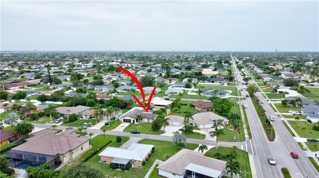 908 21st Ter, Cape Coral, FL 33990-47