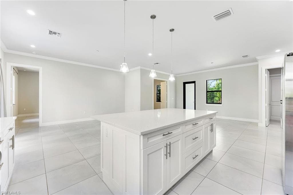 2017 47th Ave NE, Naples, FL 34120-10