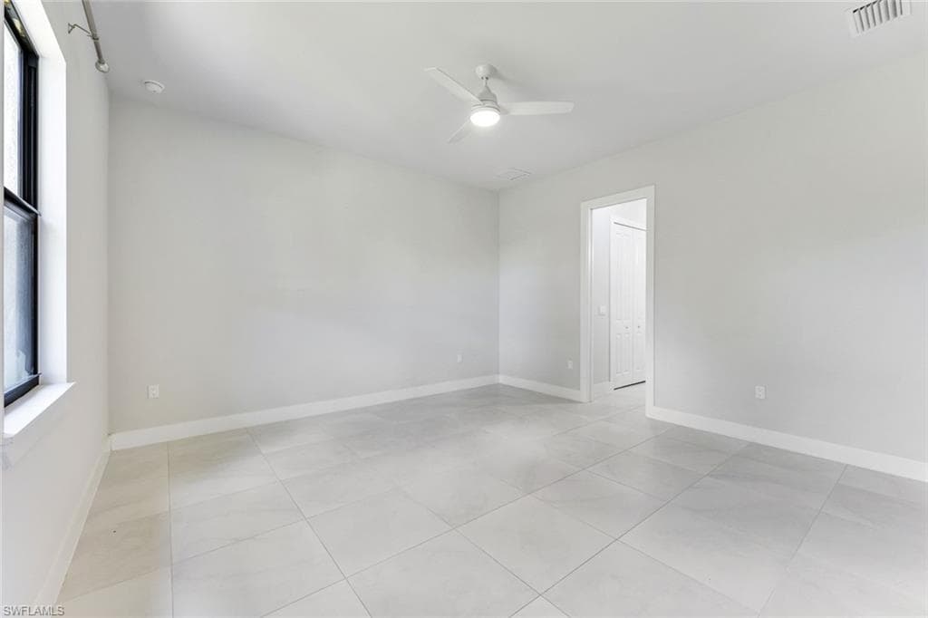 2017 47th Ave NE, Naples, FL 34120-11