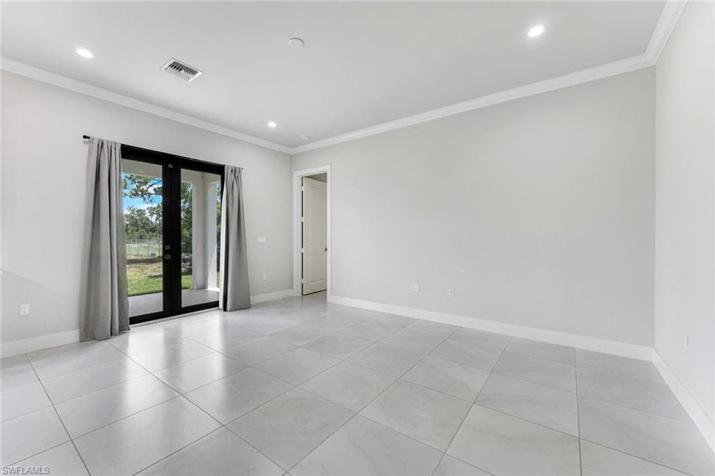 2017 47th Ave NE, Naples, FL 34120-12