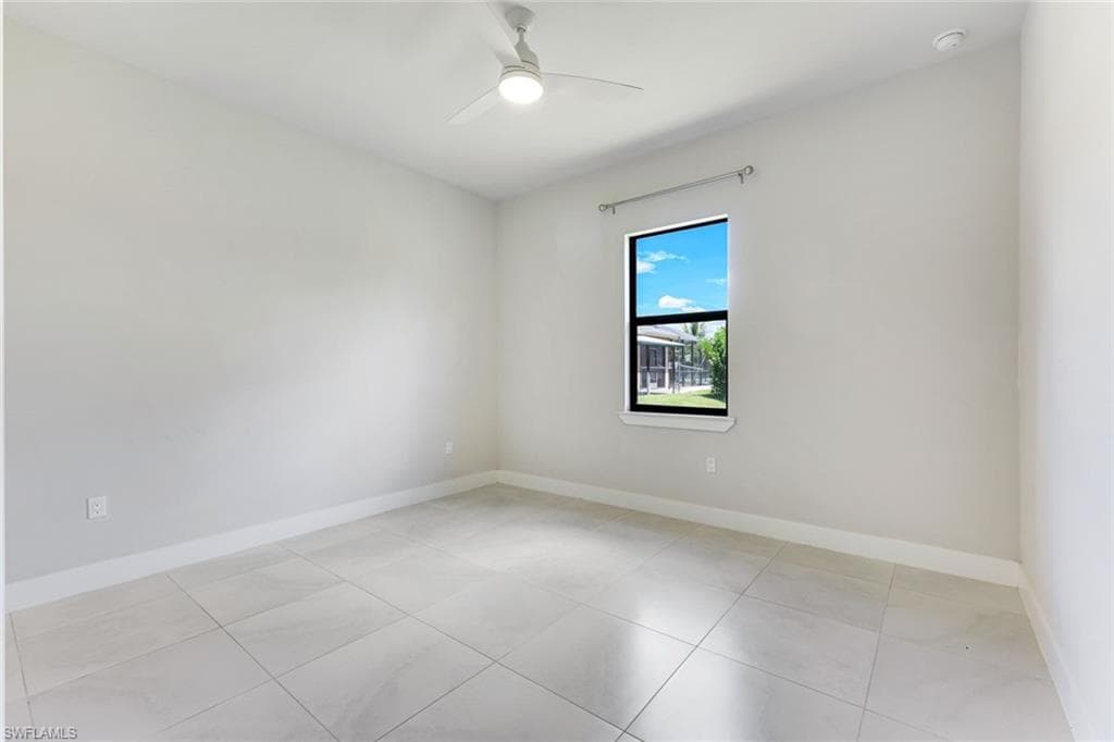 2017 47th Ave NE, Naples, FL 34120-14