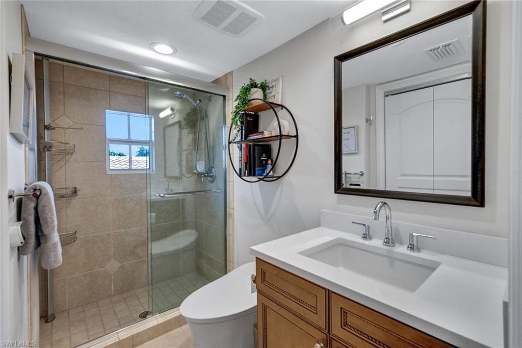 709 Teal Ct, Naples, FL 34108-17