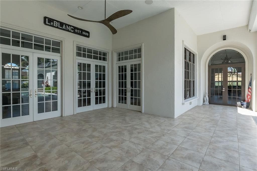 709 Teal Ct, Naples, FL 34108-24