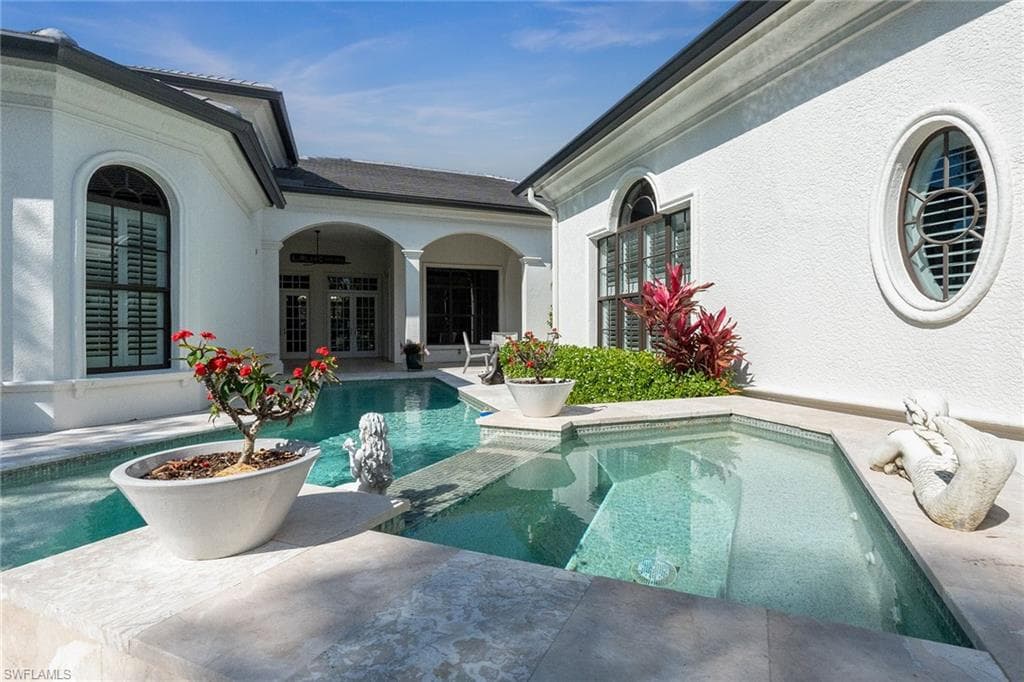 709 Teal Ct, Naples, FL 34108-29