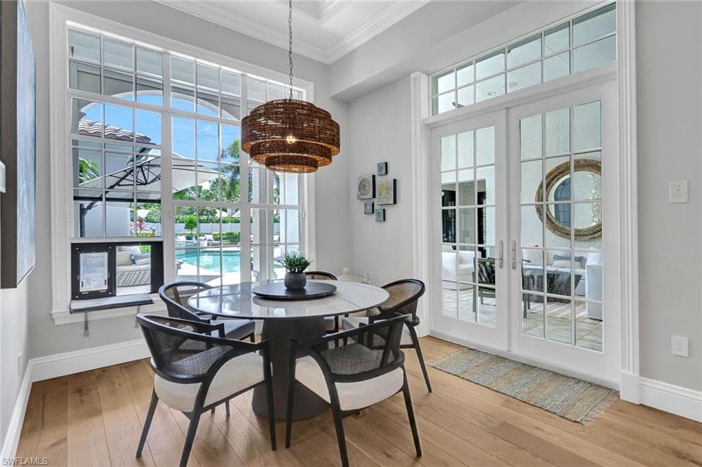 709 Teal Ct, Naples, FL 34108-7