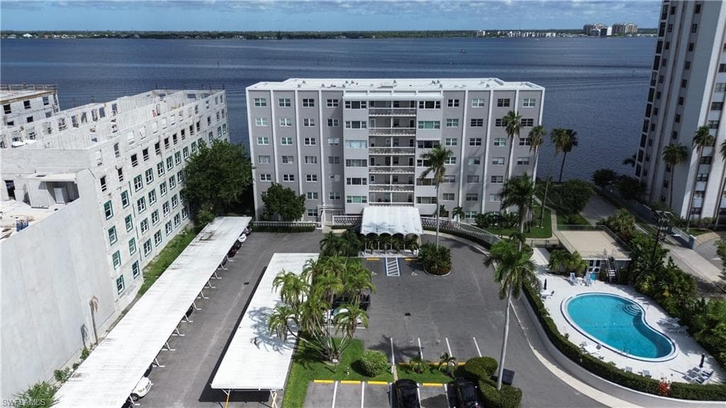 1900 Clifford St 301, Fort Myers, FL 33901-2
