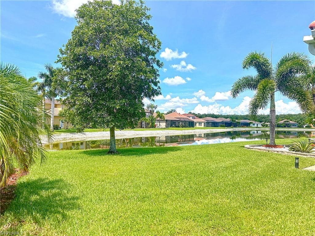 3032 Via Rialto St, Fort Myers, FL 33905-27