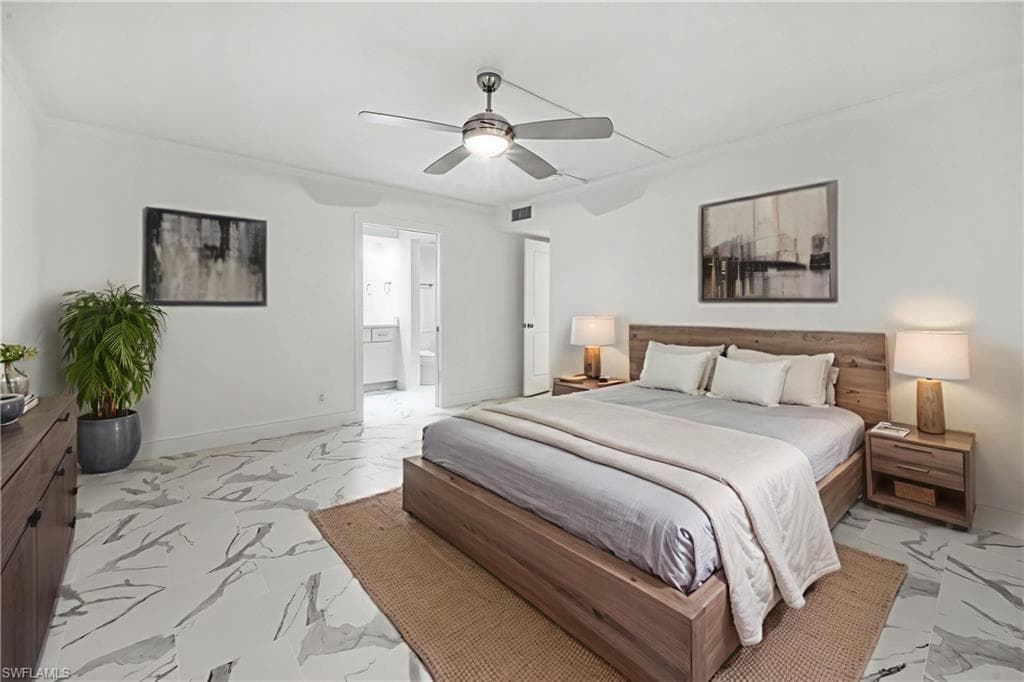 222 Harbour Dr 114, Naples, FL 34103-26