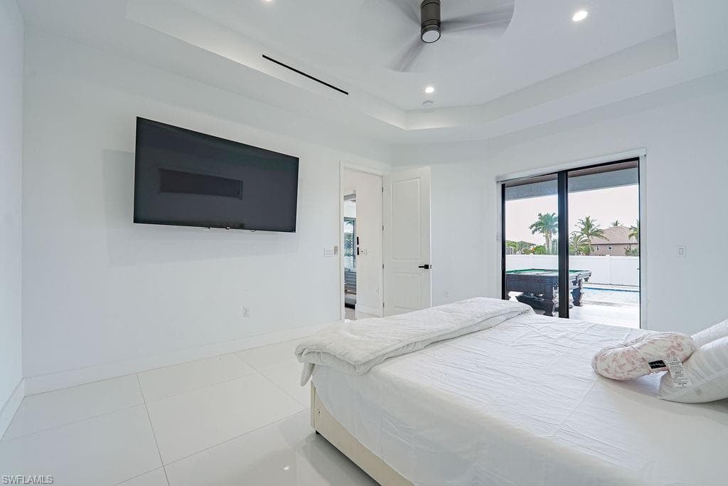 2 35th Ave, Cape Coral, FL 33991-18