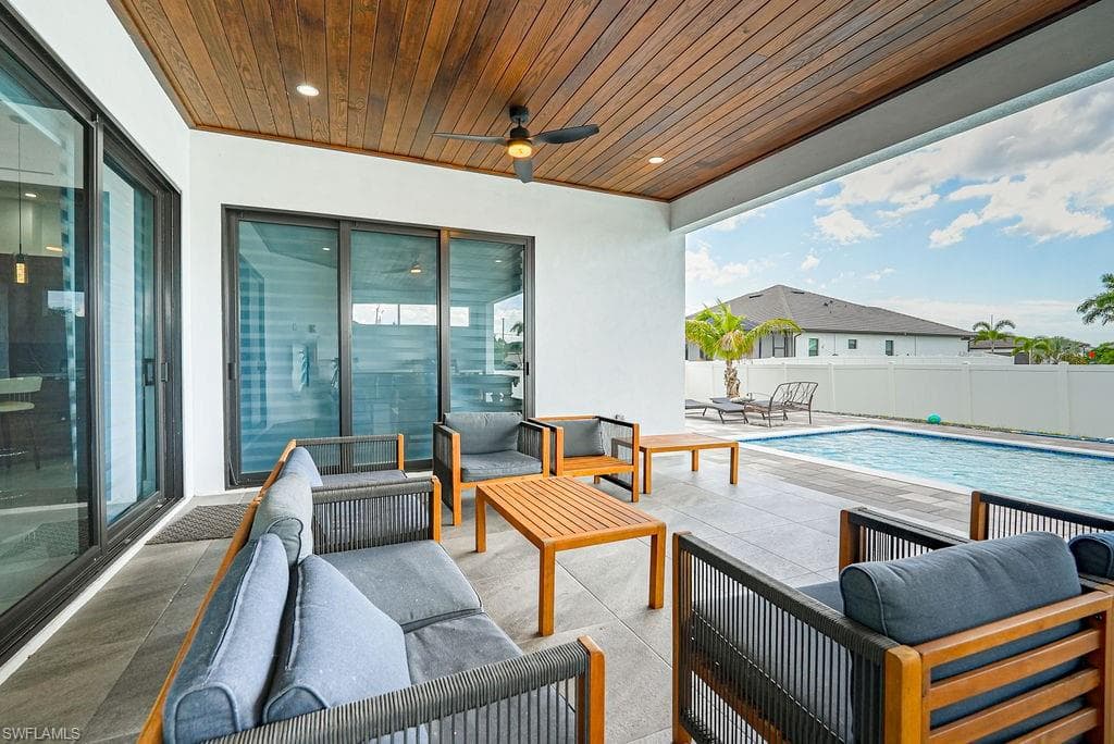 2 35th Ave, Cape Coral, FL 33991-29