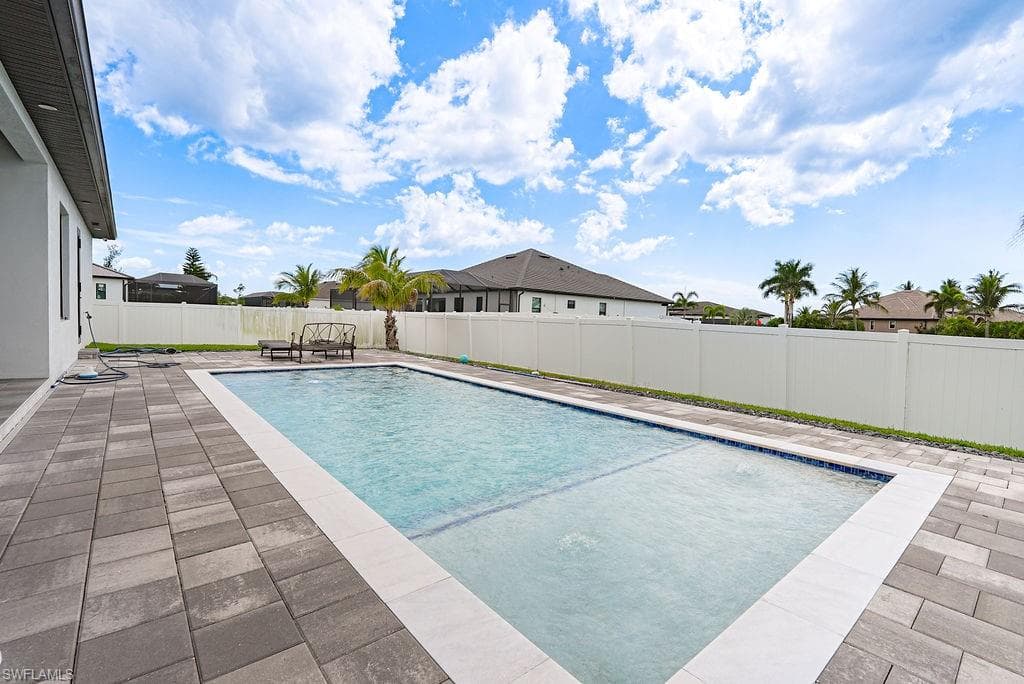 2 35th Ave, Cape Coral, FL 33991-31