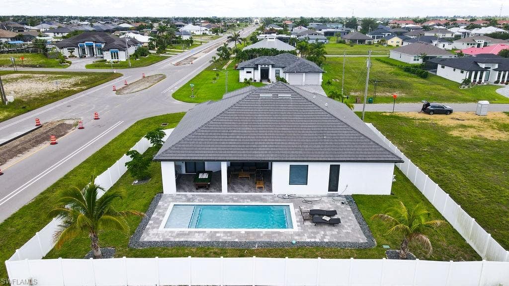 2 35th Ave, Cape Coral, FL 33991-33