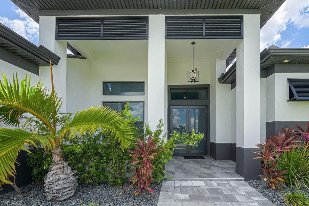 2 35th Ave, Cape Coral, FL 33991-34