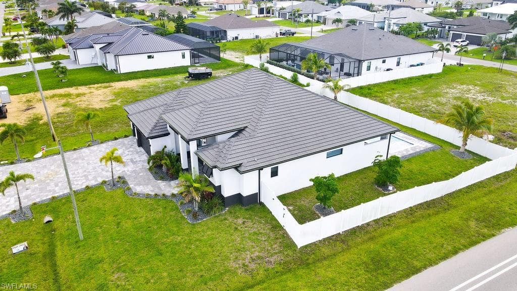 2 35th Ave, Cape Coral, FL 33991-36