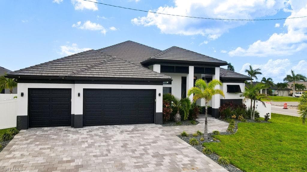2 35th Ave, Cape Coral, FL 33991-3