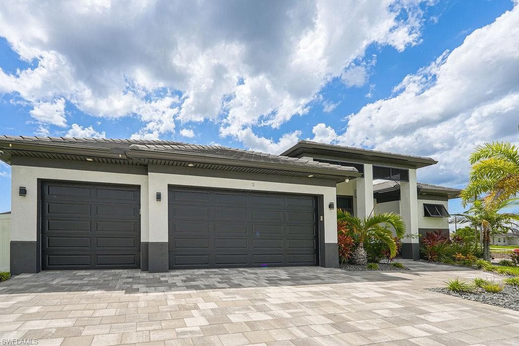 2 35th Ave, Cape Coral, FL 33991-44