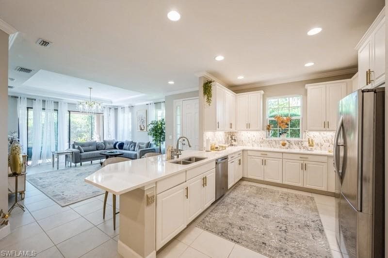 8070 Calle Canovas St, Naples, FL 34114-2