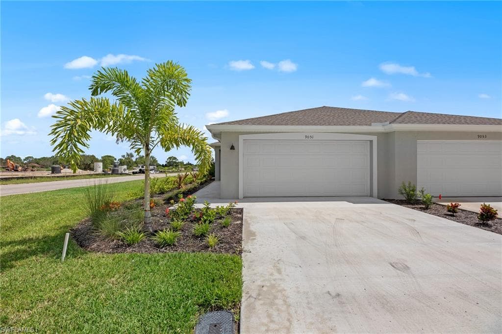 9051 Leatherwood Loop, Lehigh Acres, FL 33936-1
