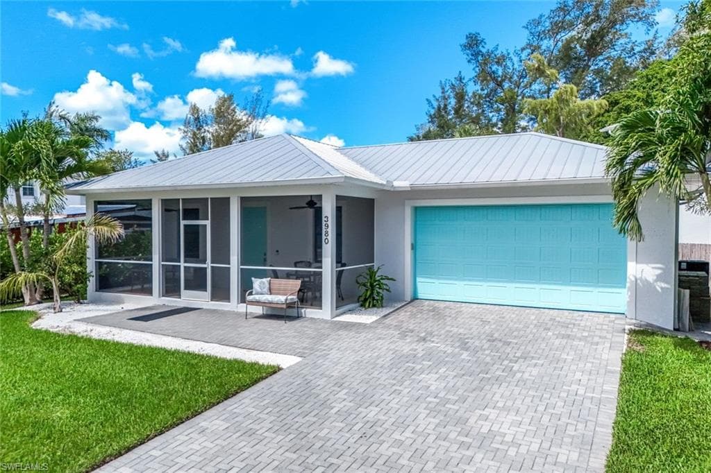 3980 Full Moon Ct, Naples, FL 34112-1