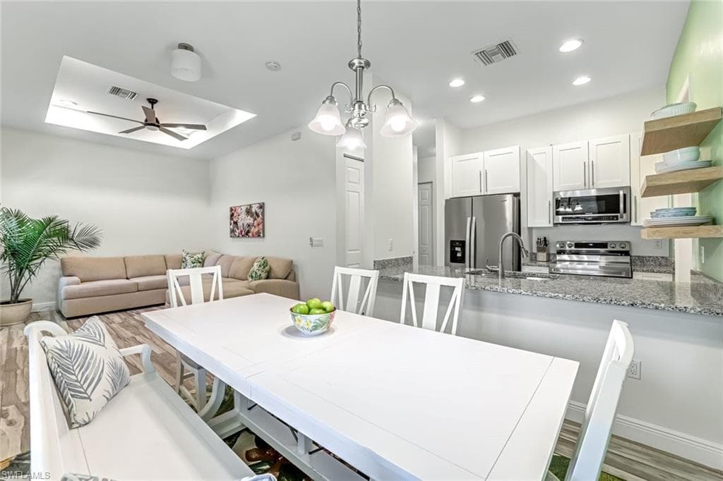 3980 Full Moon Ct, Naples, FL 34112-8