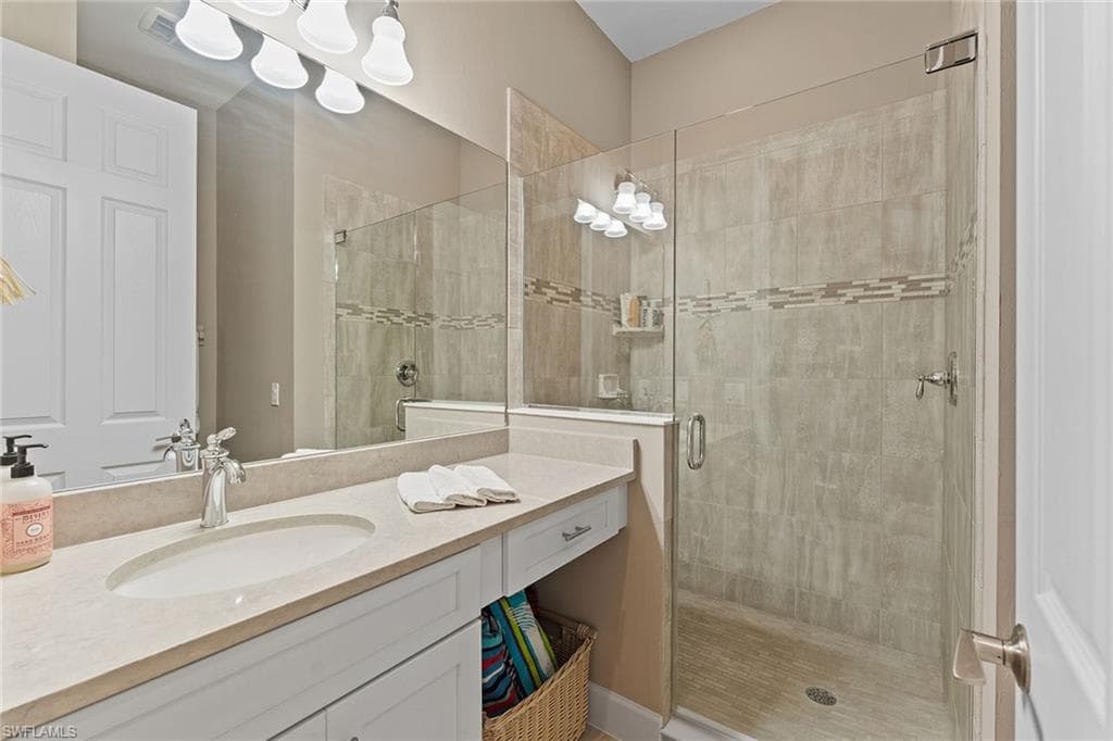 12041 Covent Garden Ct 2202, Naples, FL 34120-24
