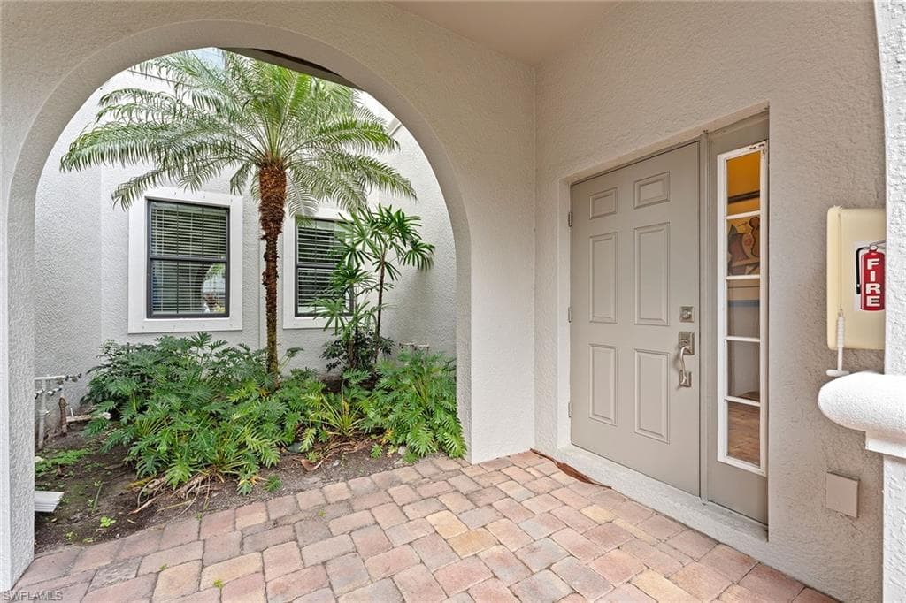 12041 Covent Garden Ct 2202, Naples, FL 34120-34