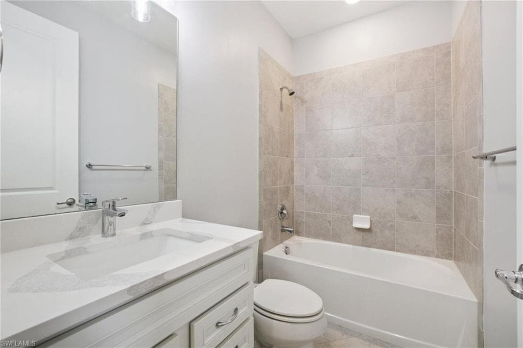 17215 Hadlow Pl, Fort Myers, FL 33967-21