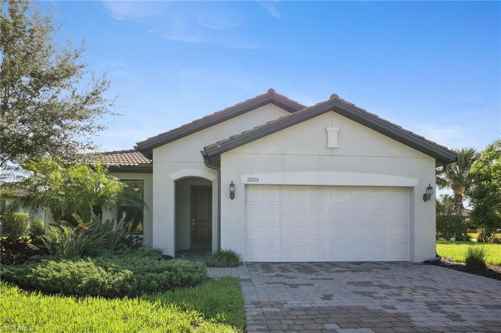 17215 Hadlow Pl, Fort Myers, FL 33967-3
