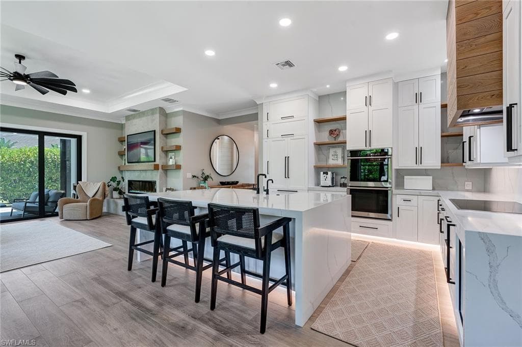 234 Legacy Ct, Naples, FL 34110-13