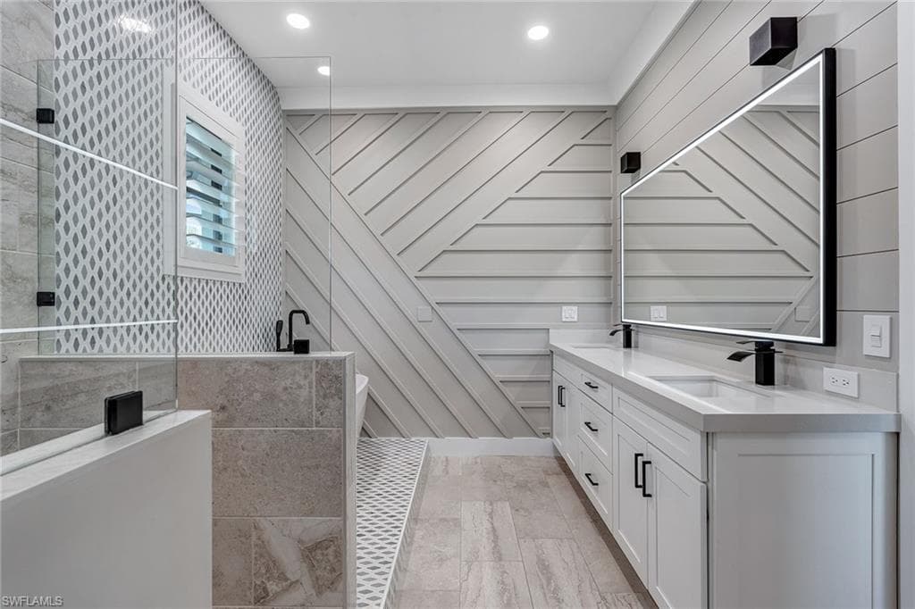 234 Legacy Ct, Naples, FL 34110-24
